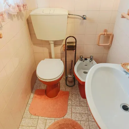 Red Rose Quarto em Acomodações Particulares *